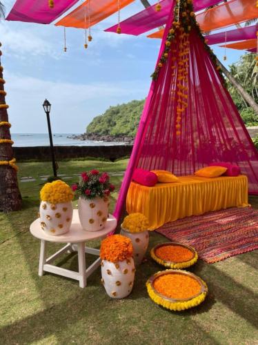 Mehendi-Decor-_1_
